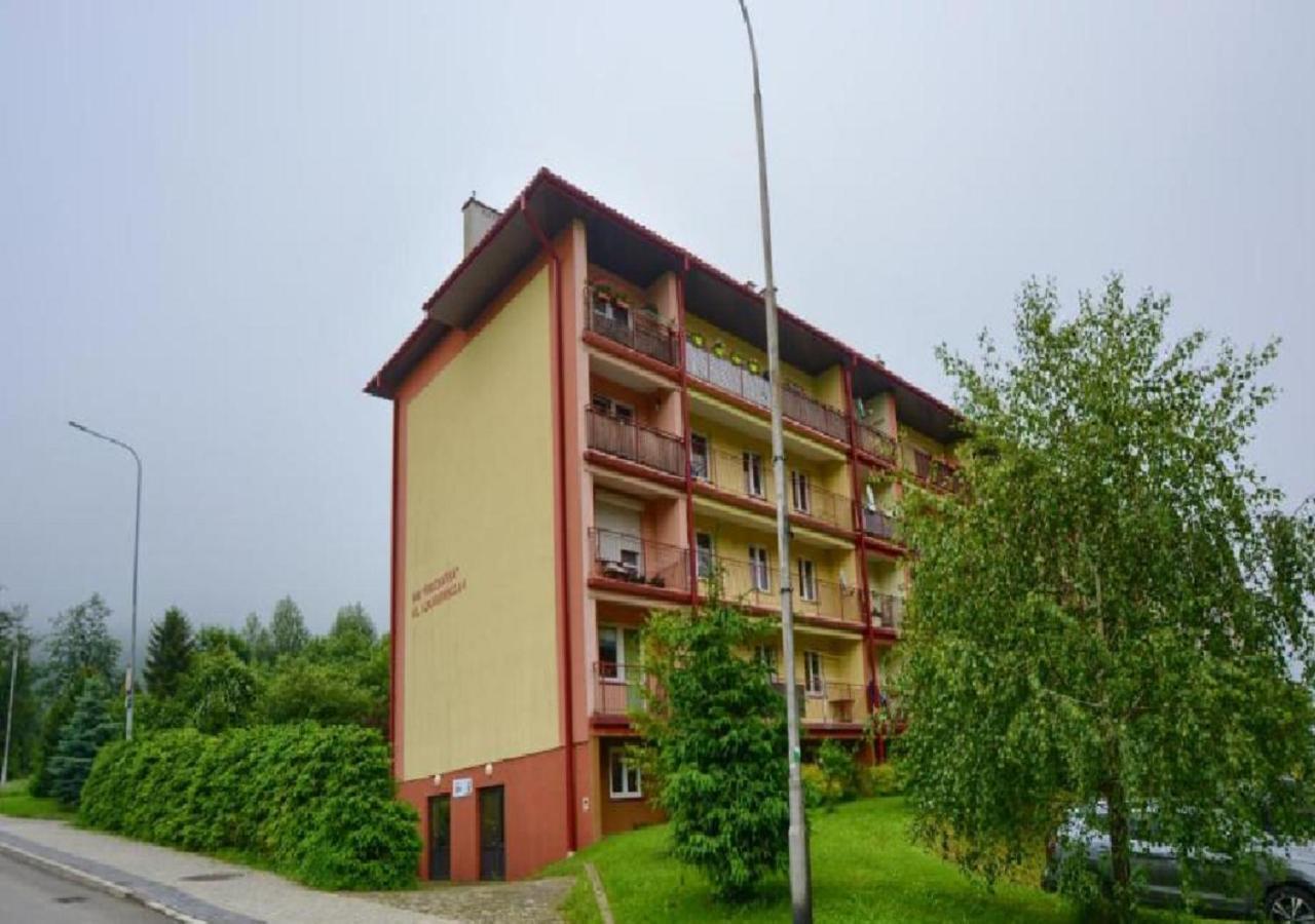 Apartamenty Bieszczadzki Aniol Ustrzyki Dolne Exterior photo